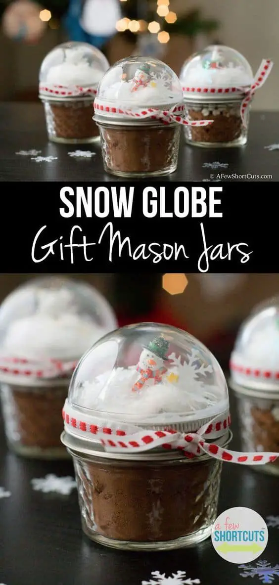 Snow Globe Gift Mason Jars!